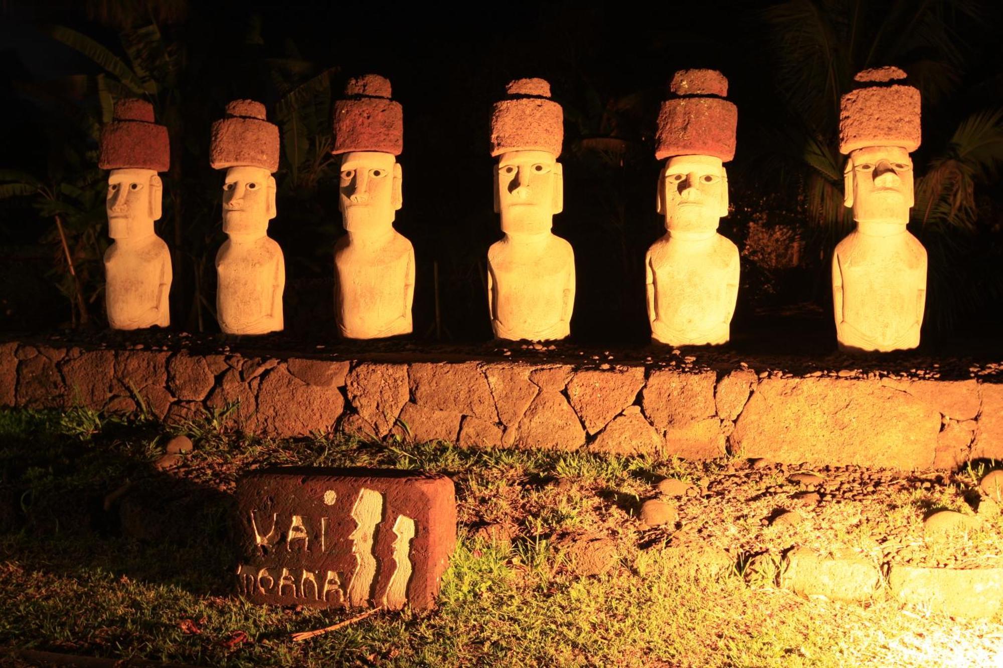 Hotel Vai Moana Hanga Roa Exterior foto