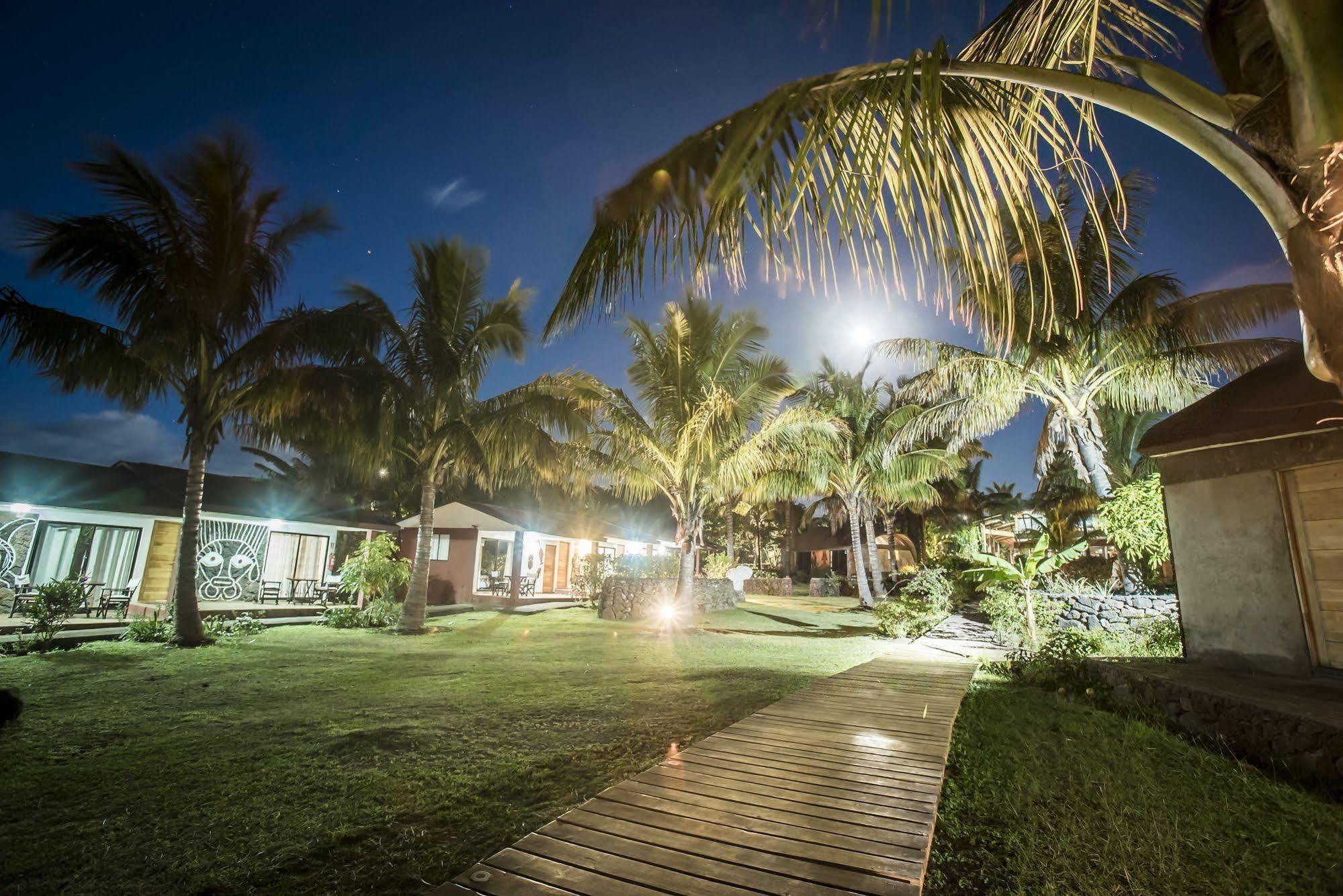 Hotel Vai Moana Hanga Roa Exterior foto